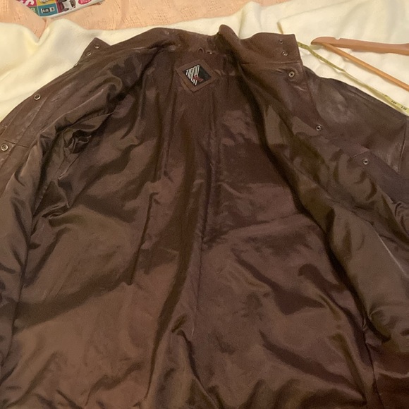 Vintage Genuine Leather Coat - Picture 7 of 7